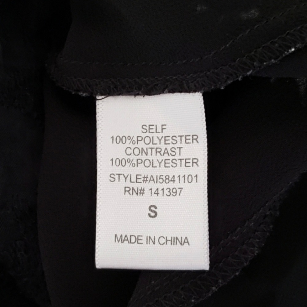 ASTR The Label Black Sleeveless Sheer Floral Top
Size: S - Picture 10 of 11